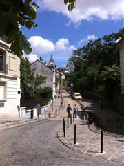 Visite guidée : Balade dans le Montmartre sacré et profane | par Mathou Loetitia Butte Montmartre Affiche