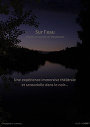 Sur l'eau Dans le Noir Affiche