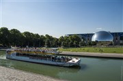 Croisière du "Vieux Paris" sur le Canal Saint-Martin | Du Port de plaisance de Paris-Arsenal au Parc de la Villette Bateau Canauxrama / Embarcadre Port de l'Arsenal Affiche